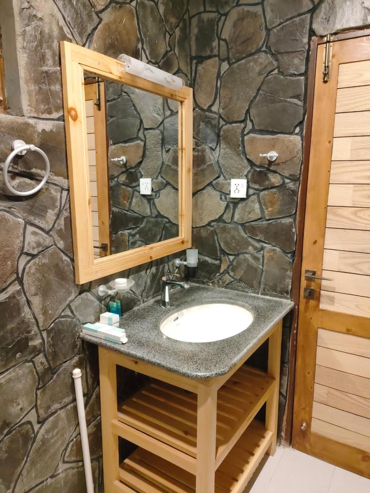 Dream Nest Resorts Скарду Экстерьер фото